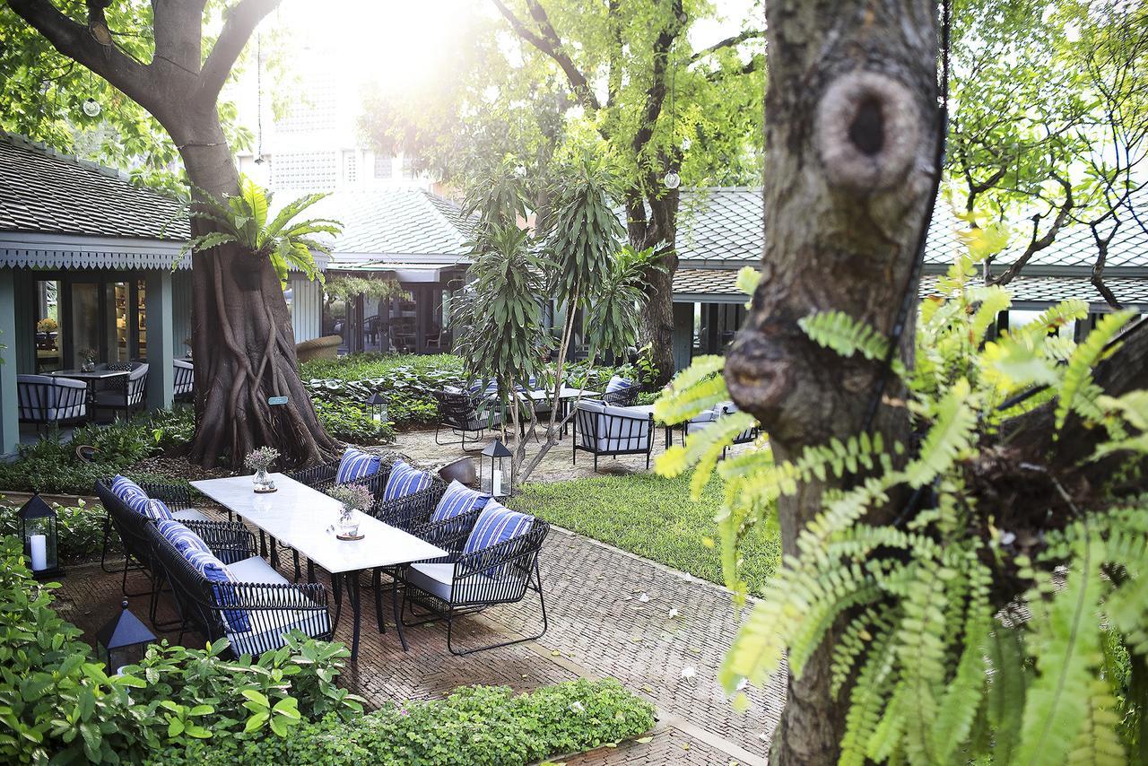The Raweekanlaya Bangkok Exterior foto The garden at the Siam Society